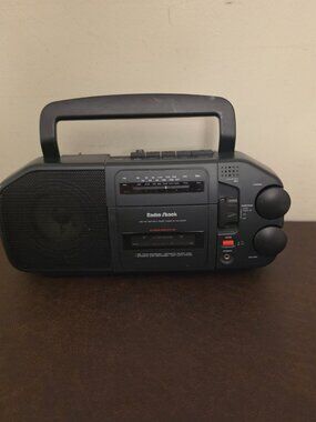 Radio Shack AM/FM Portable Radio Cassette Recorder (Working Condition)